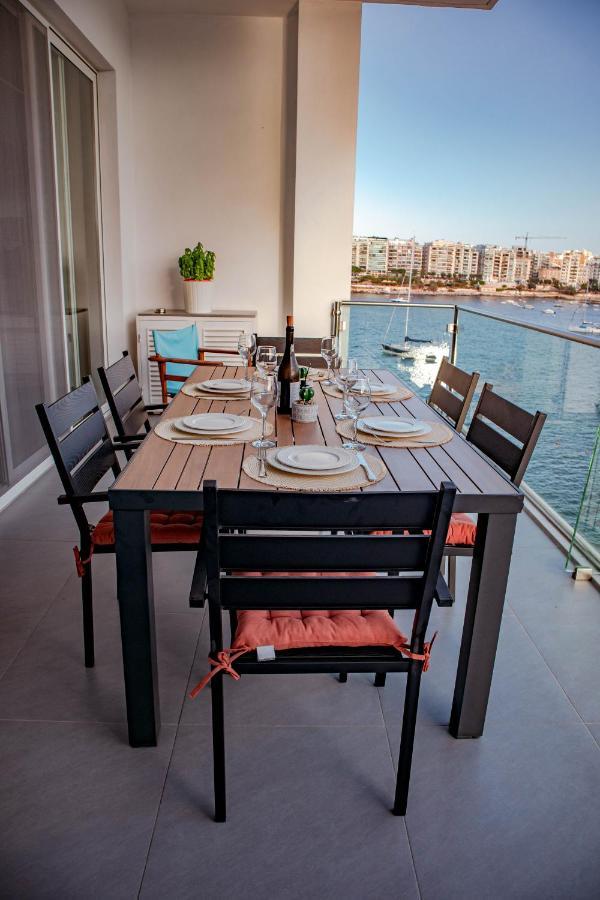 Seafront Two Bedroom Apartment Saint Julian's Exterior photo